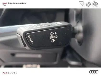 Photo 27 Audi Q3  45 TFSIe 245 ch S tronic 6