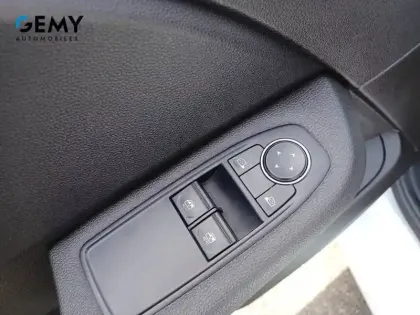 Photo 4 Renault Clio  Blue dCi 100 - 21N