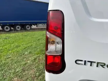 Photo 16 Citroën Berlingo  VAN TAILLE M 650KG BLUEHDI 100 S&S BVM6