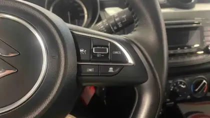 Photo 13 Suzuki Swift  1.2 Dualjet Hybrid