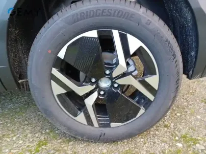 Photo 10 Peugeot 2008  Hybrid 145 e-DCS6