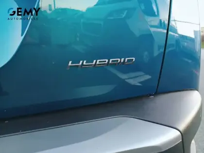 Photo 27 Peugeot 2008  Hybrid 145 e-DCS6