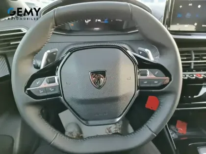 Photo 28 Peugeot 2008  Hybrid 145 e-DCS6