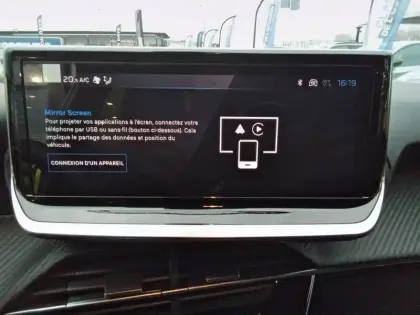 Photo 29 Peugeot 208  Electrique 50 kWh 136ch