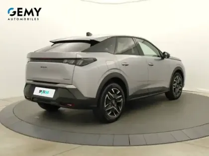 Photo 17 Peugeot 3008  Hybrid 136 e-DCS6