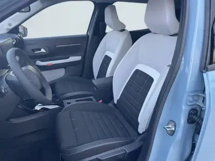 Photo 10 Citroën C3  Hybride 110 ch e-DCS6