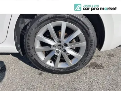 Photo 11 Skoda Scala  1.0 TSI Evo 110 ch DSG7