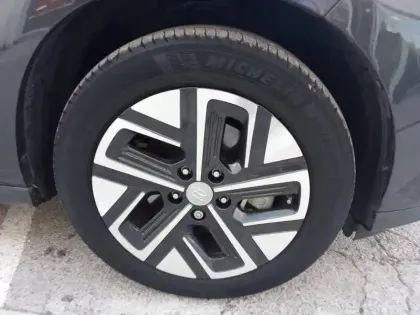 Photo 15 Hyundai Kona  Electrique 39 kWh - 136 ch