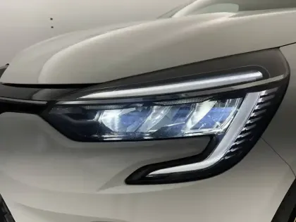 Photo 20 Renault Clio  Blue dCi 100