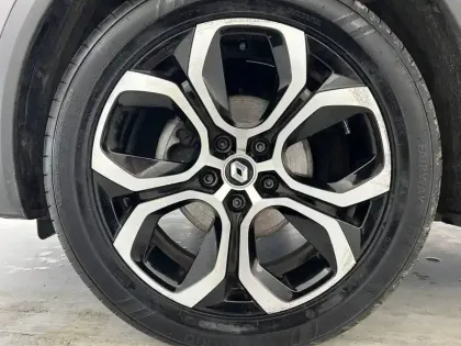 Photo 18 Renault Captur  TCe 160 EDC - 21