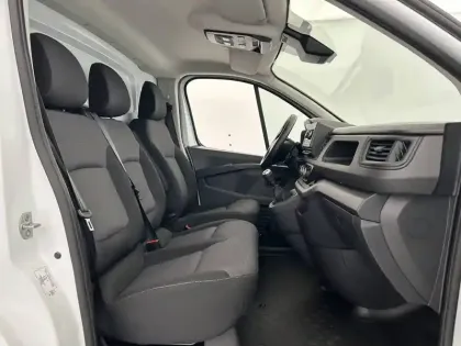 Photo 13 Renault Trafic  FGN L1H1 3000 KG BLUE DCI 130