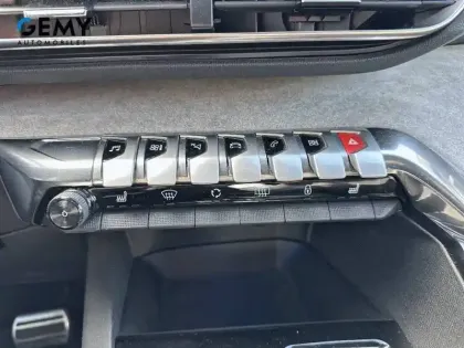 Photo 15 Peugeot 3008  BlueHDi 130ch S&S EAT8