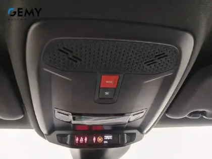 Photo 34 Peugeot 208  PureTech 100 S&S BVM6