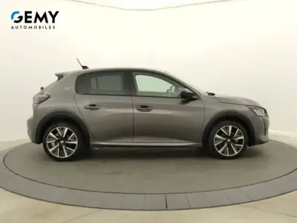 Photo 21 Peugeot 208  PureTech 100 S&S BVM6