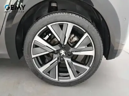 Photo 28 Peugeot 208  PureTech 100 S&S BVM6