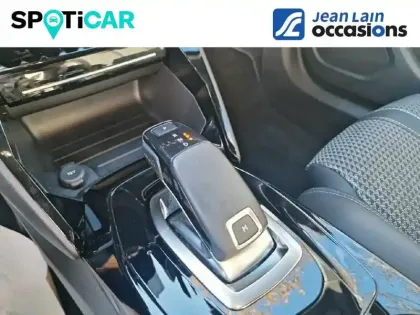 Photo 13 Peugeot 2008  PureTech 130 S&S EAT8