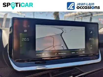 Photo 17 Peugeot 2008  PureTech 130 S&S EAT8