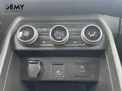 Photo 13 Dacia Jogger  Hybrid 140 7 places GSR2