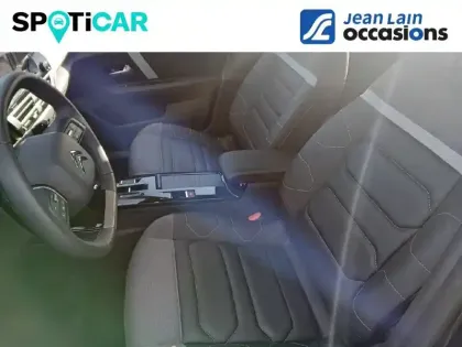 Photo 10 Citroën C4  Hybride 136 e-DCS6