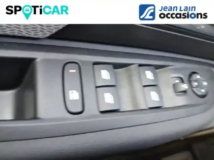 Photo 18 Citroën C4  Hybride 136 e-DCS6