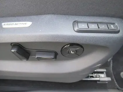 Photo 44 Volkswagen Tayron  1.5 eTSI 150ch DSG7 5pl