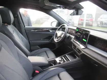 Photo 3 Volkswagen Tayron  1.5 eTSI 150ch DSG7 5pl