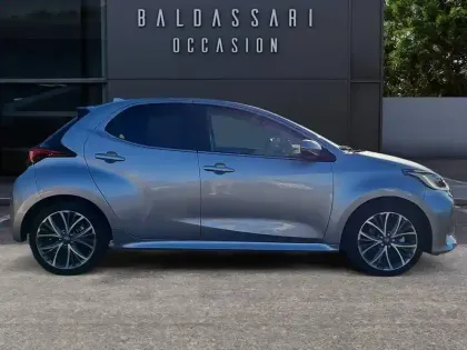 Photo 118 Toyota Yaris  Hybride 116h