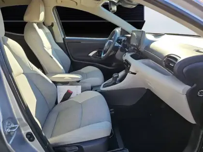 Photo 27 Toyota Yaris  Hybride 116h