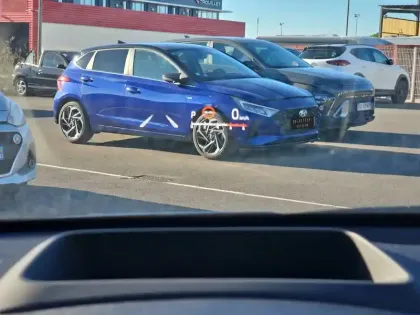 Photo 43 Toyota Yaris  Hybride 116h