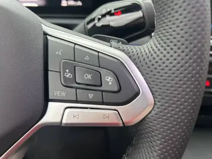 Photo 16 Volkswagen Tiguan  2.0 TDI 150ch DSG7