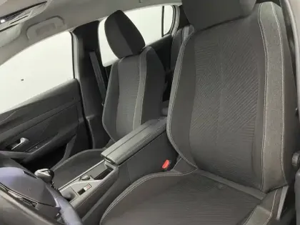 Photo 13 Peugeot 308  BlueHDi 130ch S&S BVM6