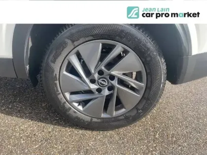 Photo 32 Nissan Qashqai  Mild Hybrid 140 ch