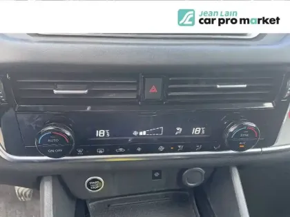 Photo 39 Nissan Qashqai  Mild Hybrid 140 ch