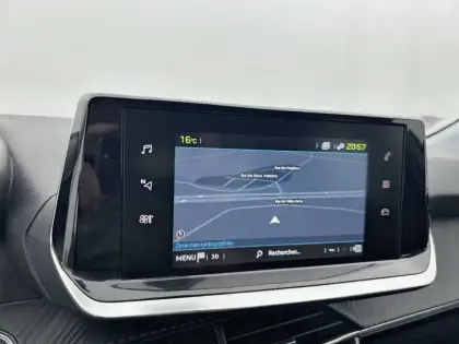Photo 17 Peugeot 208  Electrique 50 kWh 136ch