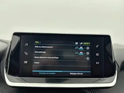 Photo 19 Peugeot 208  Electrique 50 kWh 136ch