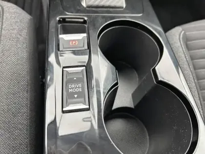 Photo 24 Peugeot 208  Electrique 50 kWh 136ch