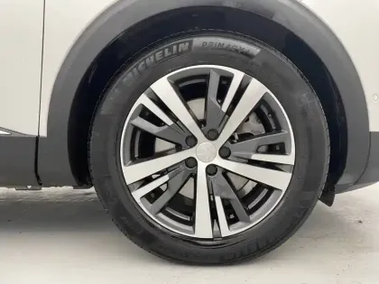 Photo 17 Peugeot 3008  Hybrid 225 e-EAT8