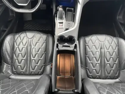 Photo 60 Peugeot 3008 Gén. II Ph2 Allure Pack 5