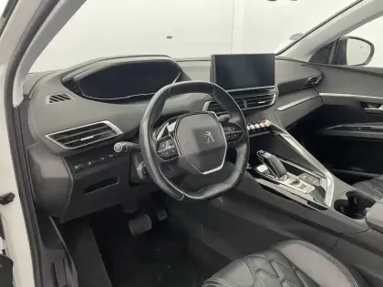 Photo 100 Peugeot 3008  Hybrid 225 e-EAT8
