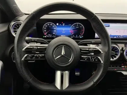 Photo 22 Mercedes Classe A  200 d 8G-DCT