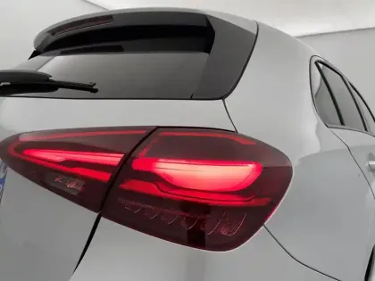 Photo 29 Mercedes Classe A  200 d 8G-DCT