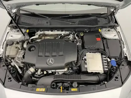 Photo 19 Mercedes Classe A  200 d 8G-DCT