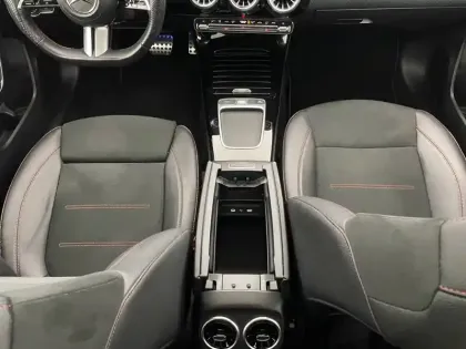 Photo 31 Mercedes Classe A  200 d 8G-DCT