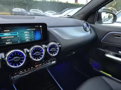 Photo 20 Mercedes GLA  200 7G-DCT