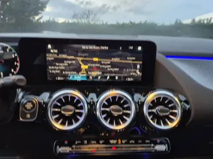 Photo 16 Mercedes GLA  200 7G-DCT