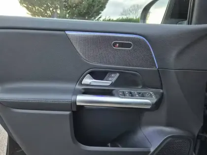 Photo 12 Mercedes GLA  200 7G-DCT