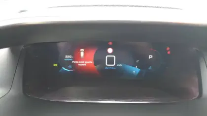 Photo 20 Peugeot 2008  PureTech 130 S&S EAT8