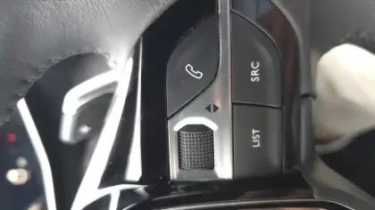 Photo 36 Peugeot 2008  PureTech 130 S&S EAT8