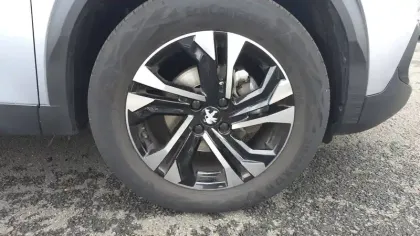 Photo 12 Peugeot 2008  PureTech 130 S&S EAT8