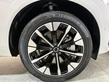 Photo 5 Volvo Xc60  T8 AWD Hybride rechargeable 310 ch+145 ch Geartronic 8